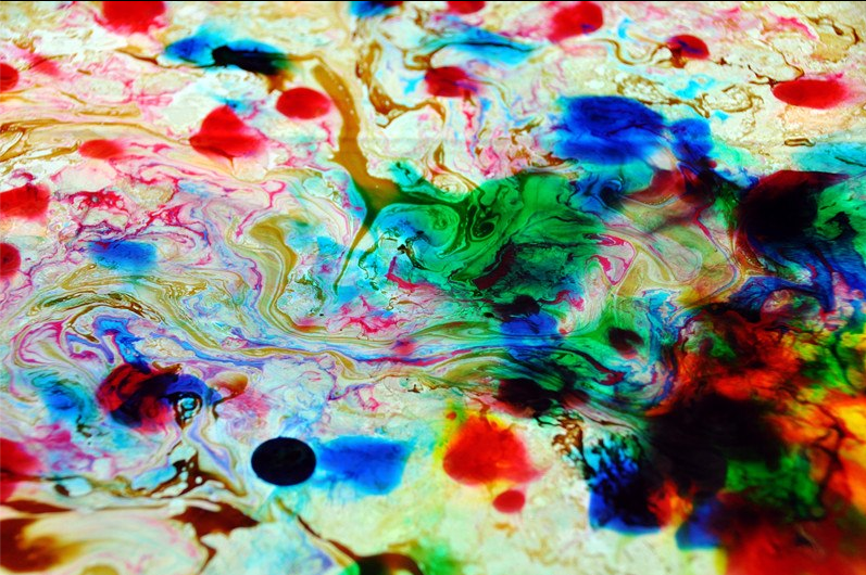 Paint Pulse: Digital Water Marbling
