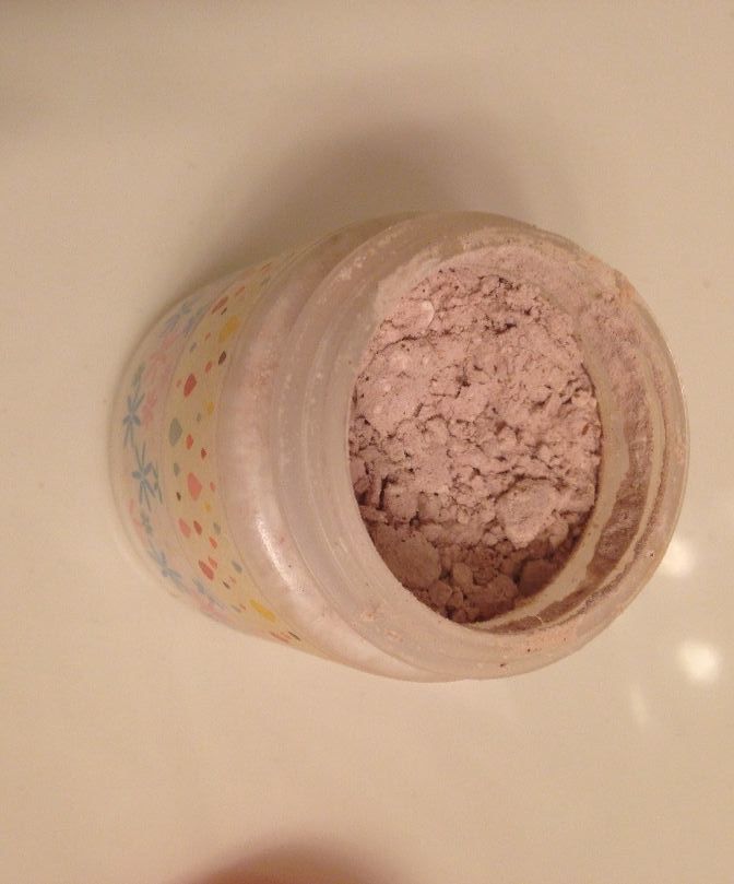 Diy loose mattifying powder