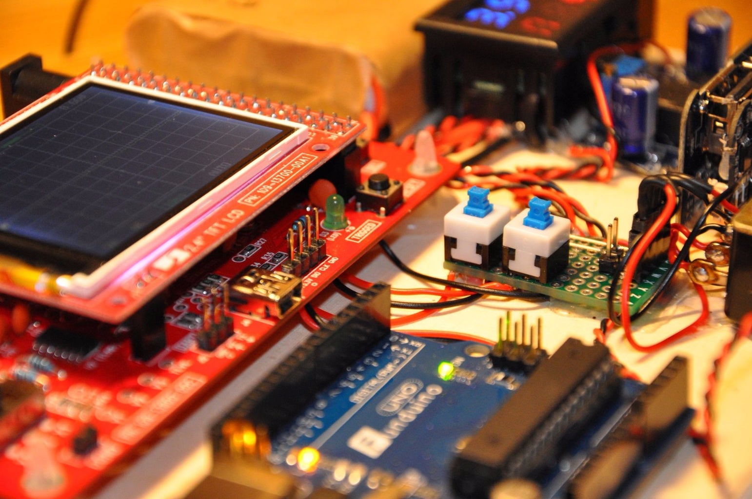 Portable Prototyping Lab With Oscilloscope and Arduino : 10 Steps ...