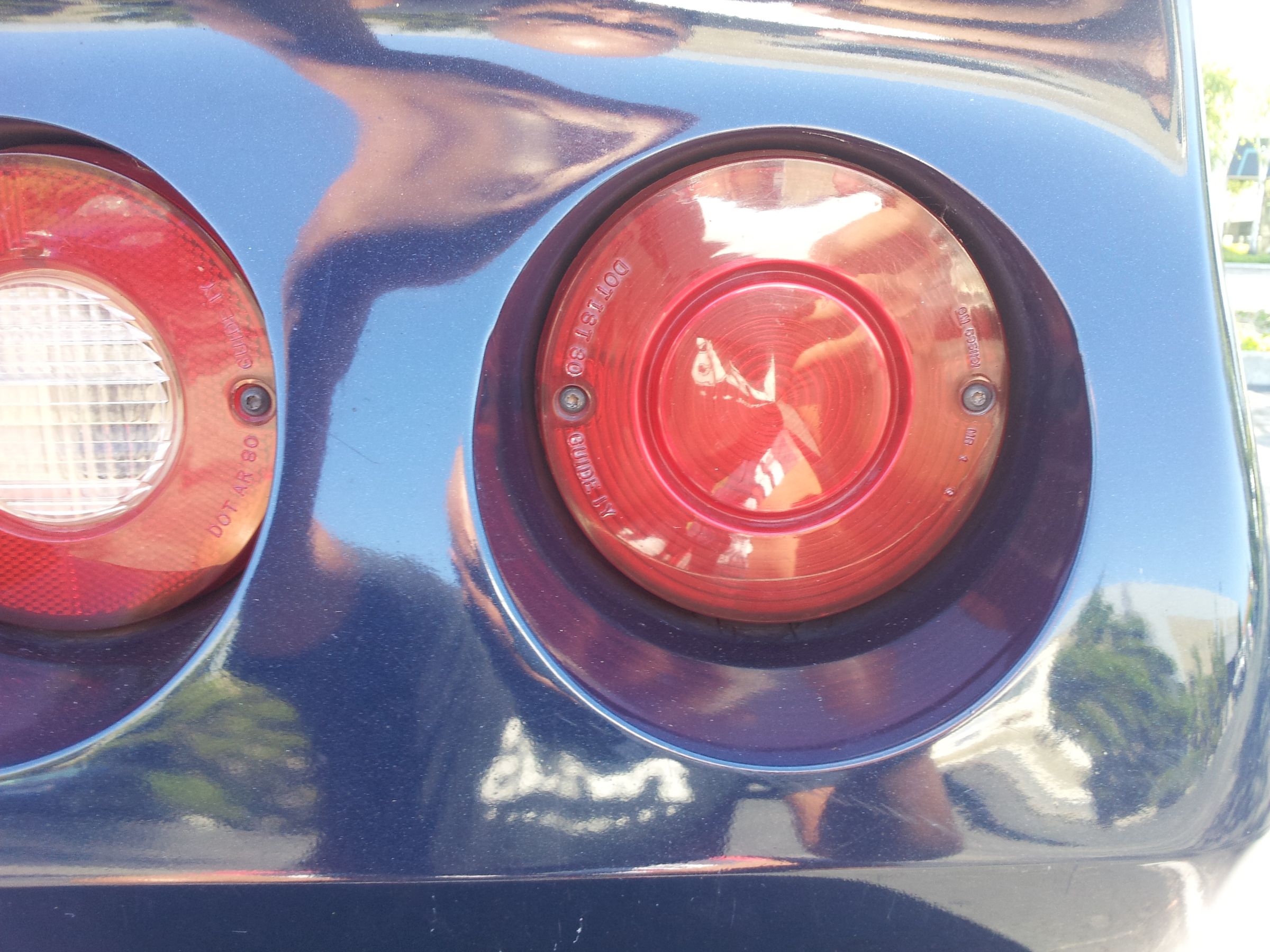 @Techshop: Changing a Tail Light