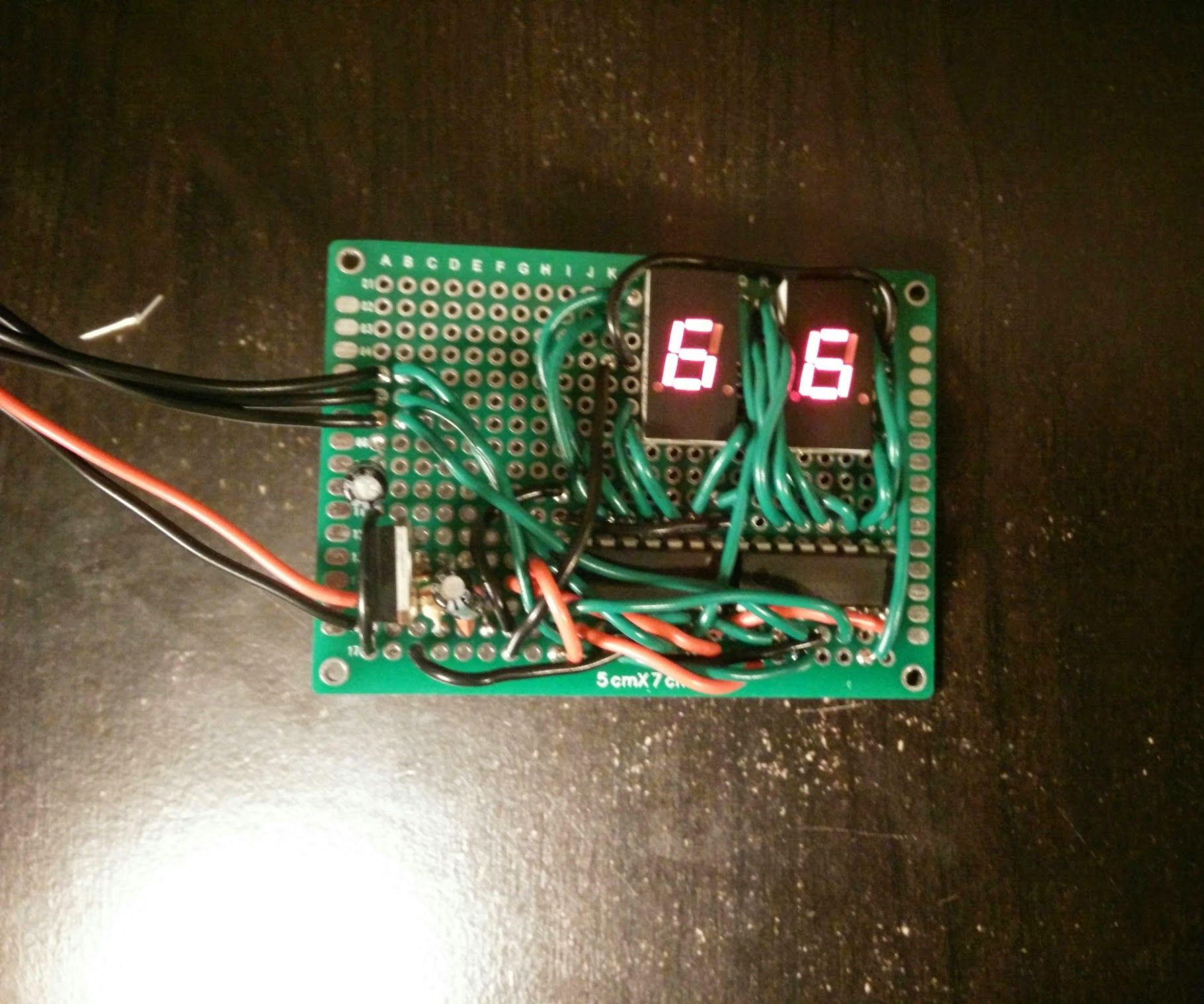 Dual 7 Segment Bit Shift Display