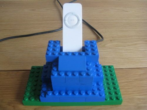 LEGO 1st Gen Ipod Shuffle Dock