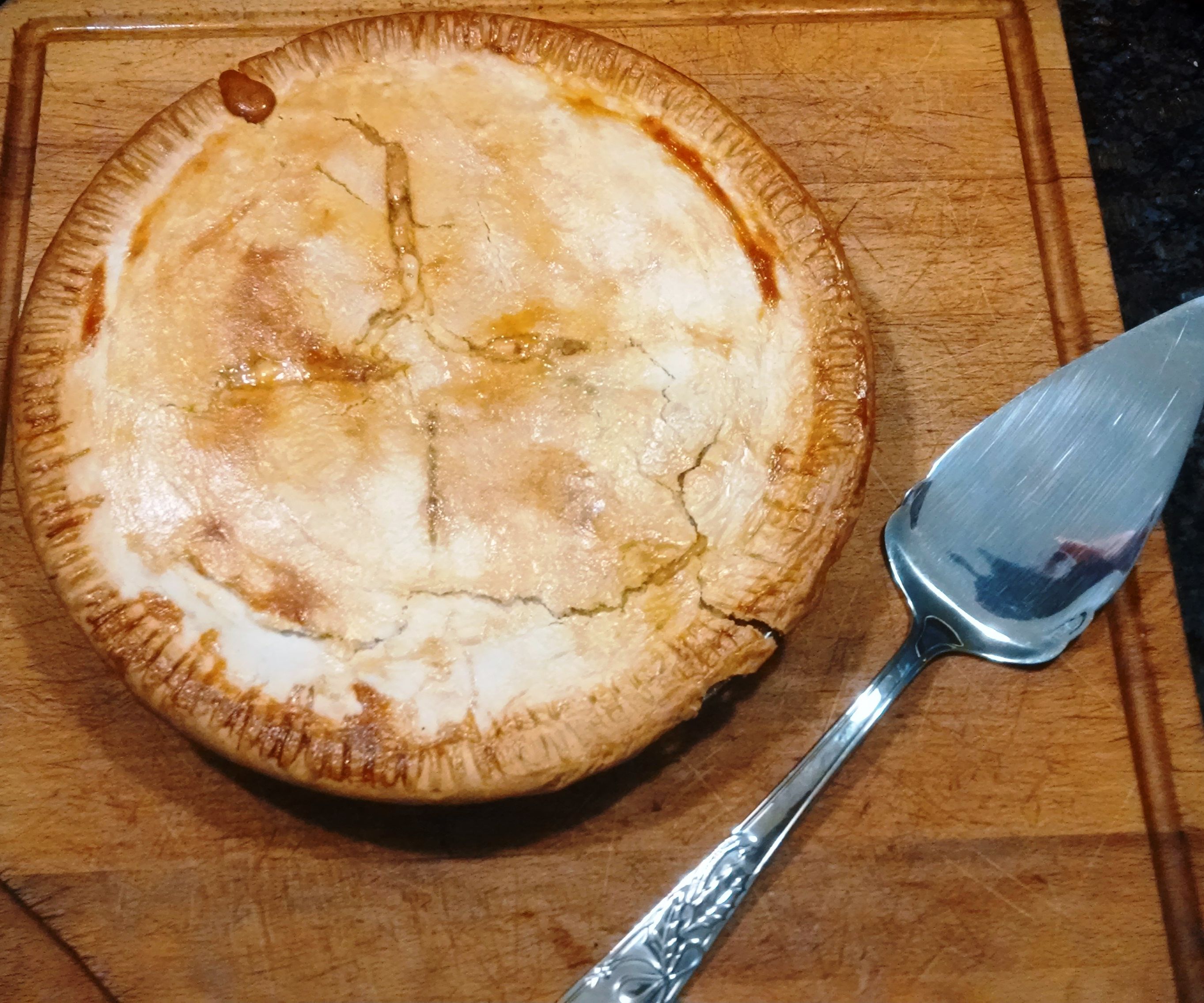 Spicy Chili Beef and Cheese Pie