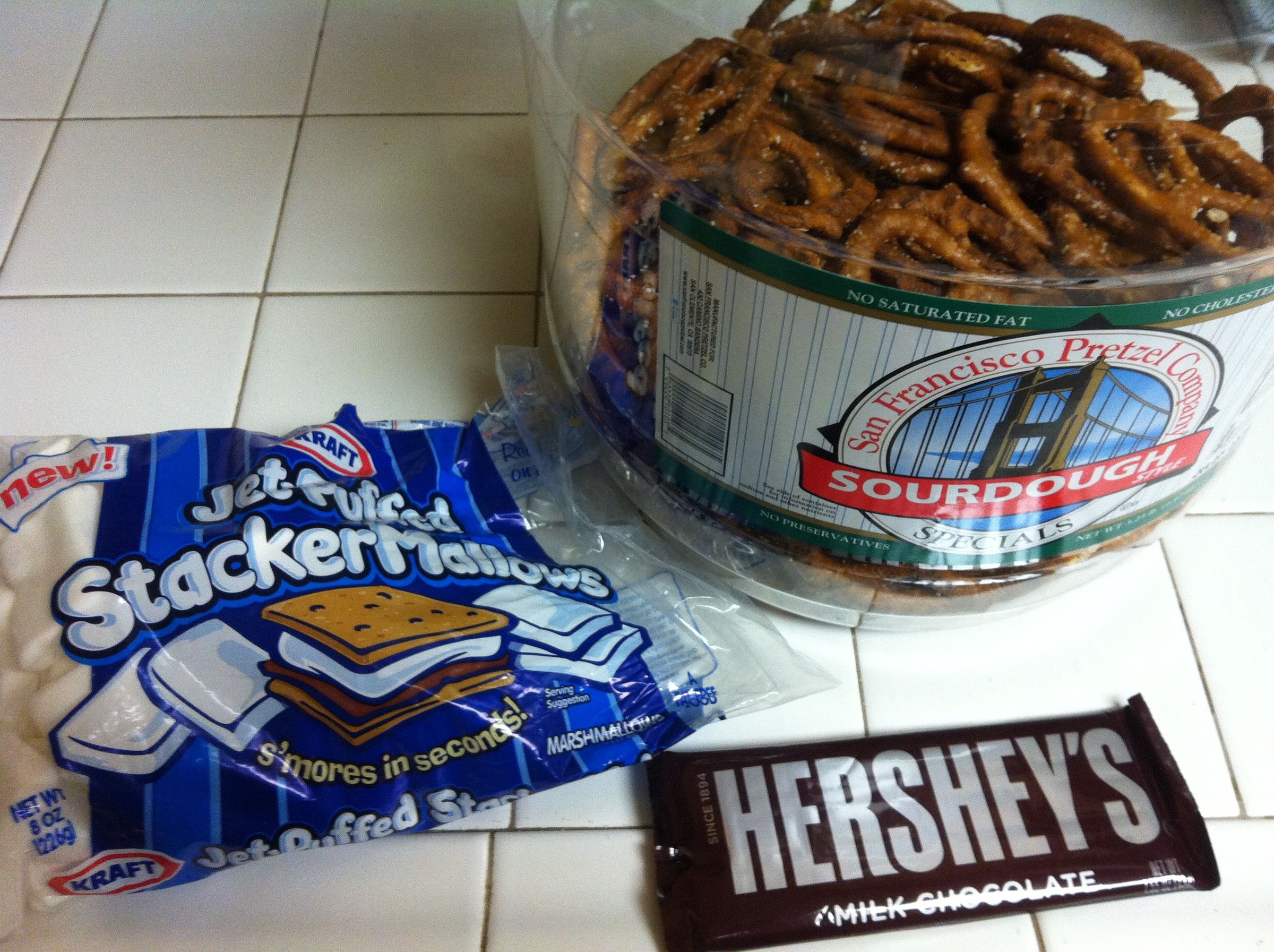 S'mortzels (S'mores on Pretzels)