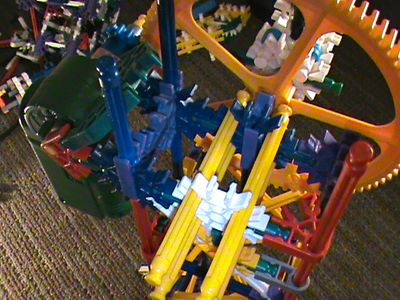 Connecting the Center Axle