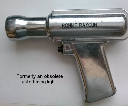 Ronny RayGun _ Laser Pistol