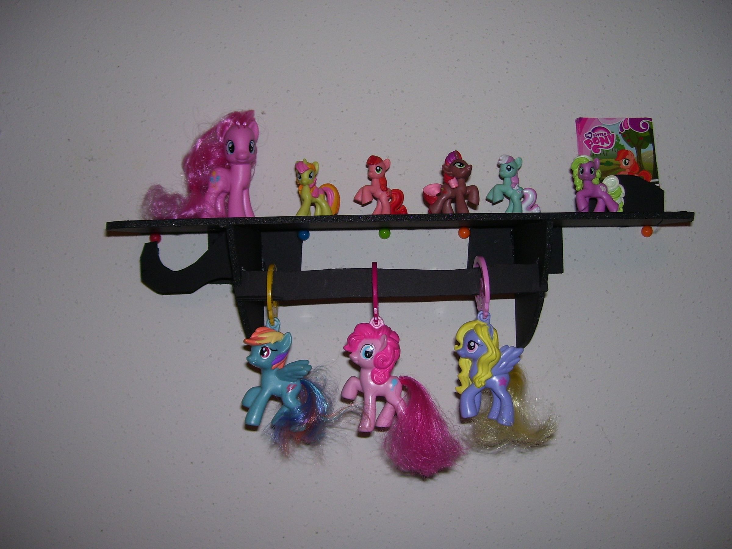 How to Make a Simple Lightweight Shelf in 15 Minutes Tops