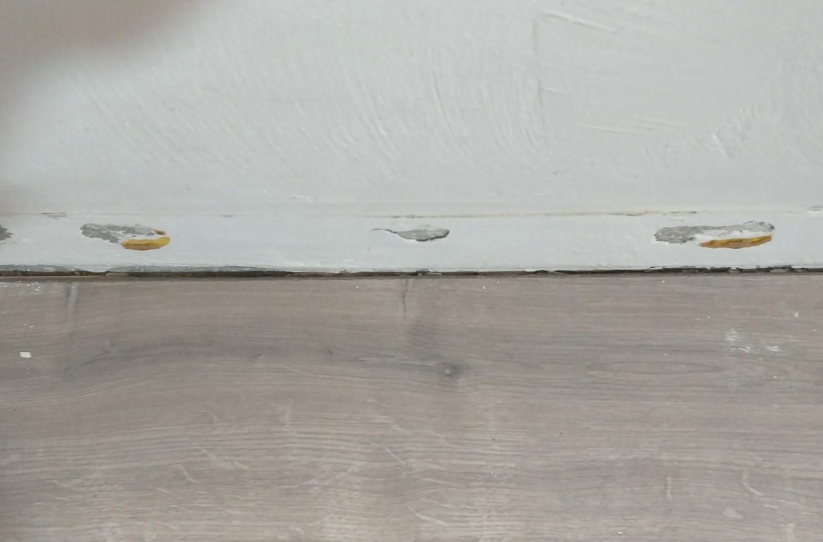 Fix Lifting & Bouncing Laminate Flooring (Expansion Problem) 20 Steps (with Pictures