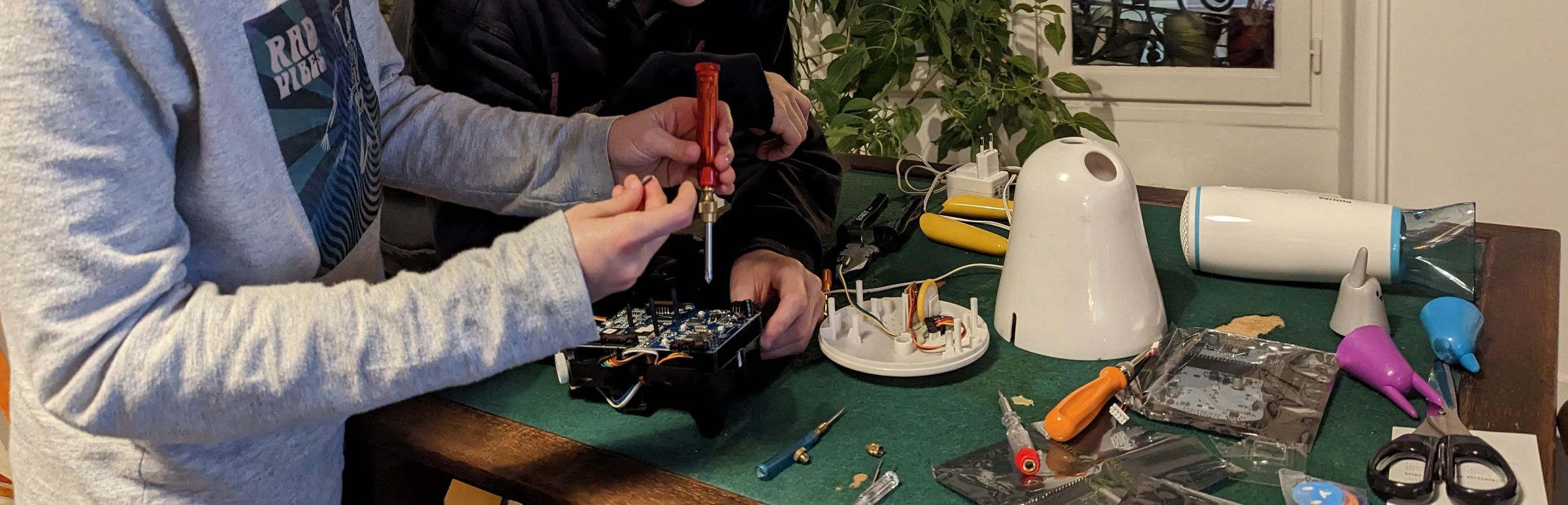 Nabaztag:tag : Installation De La Carte TagTagTag Pour Nabaztag:tag / Installing the TagTagTag Board on Your Nabaztag:tag