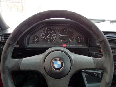 Reupholstering a Steering Wheel