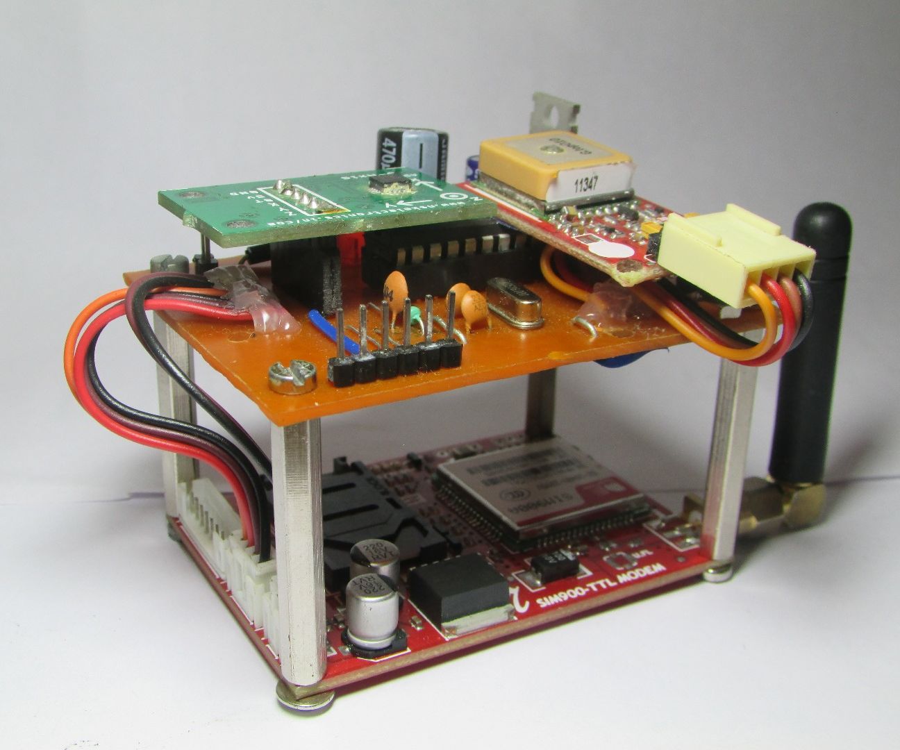 GrayBOX - Accident Detection and Theft Protection System