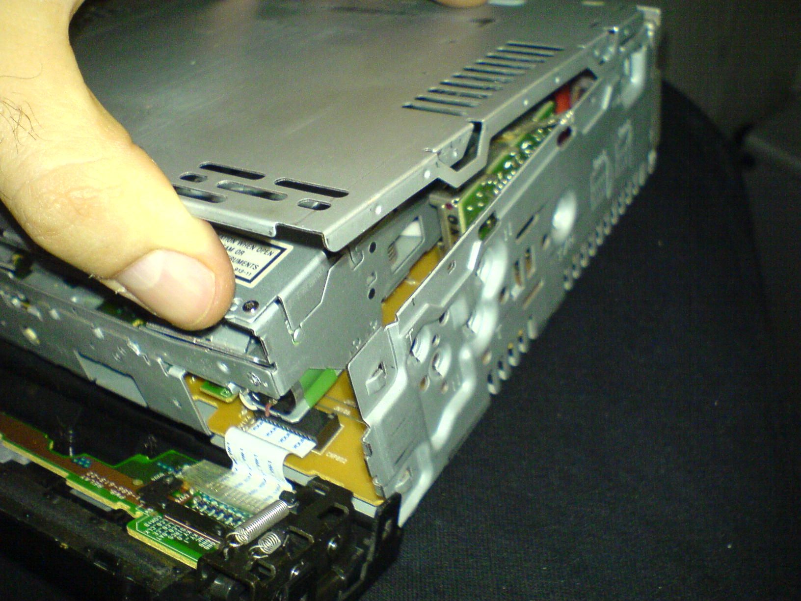 Does Your Car Cdplayer Skip Tracks or Freezes While Playing? 5 Steps