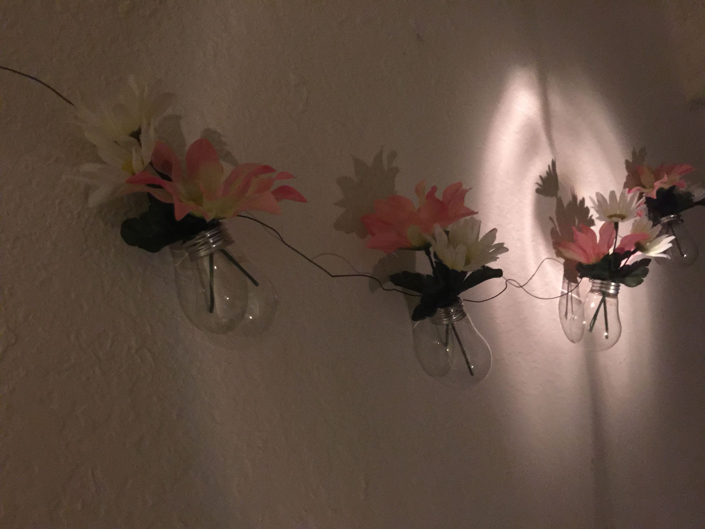 Hanging Light Bulb Vases 7 Steps Instructables