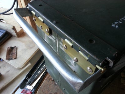 HANDLES