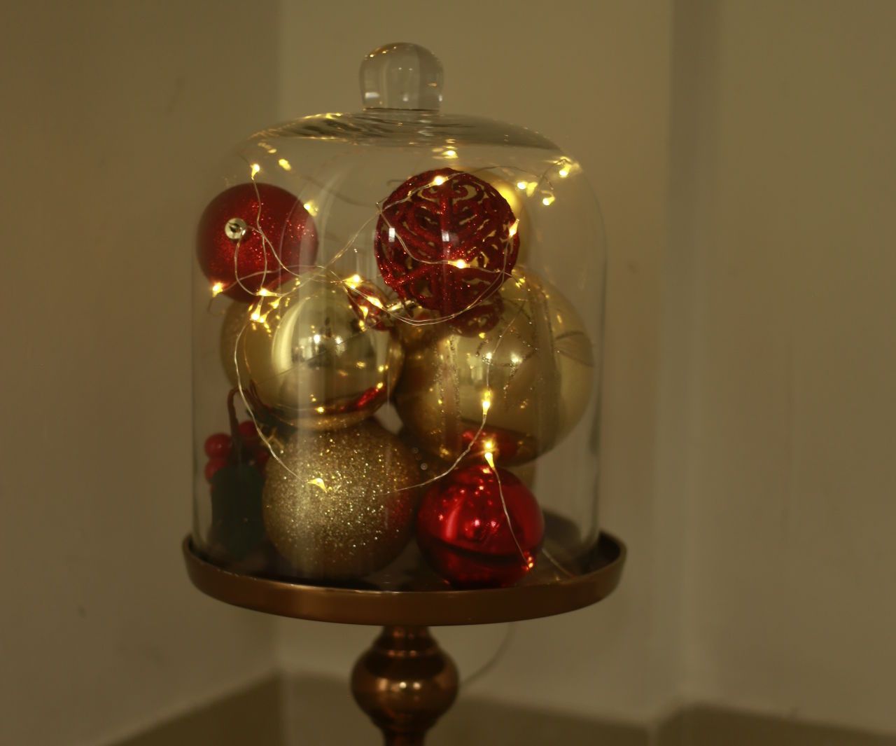 XMas Decoration in a Dome