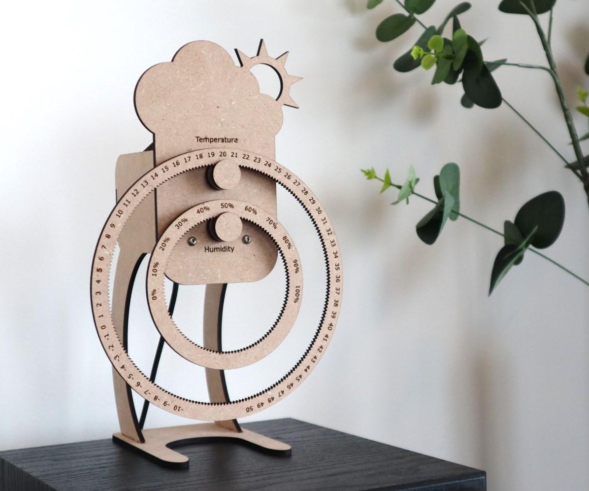 Hanging Gear Weather Station