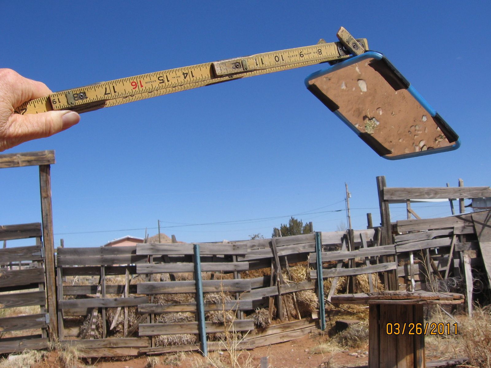 Easy Emergency Extendable Mirror