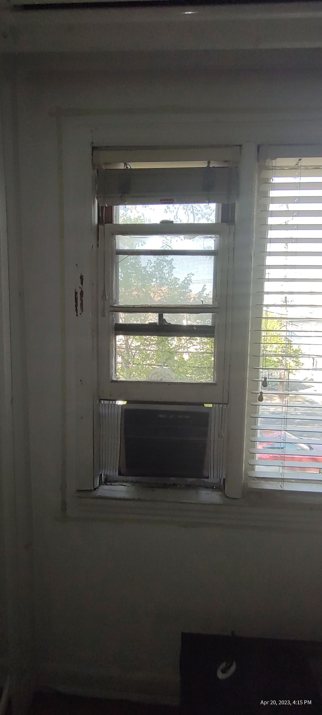 Air Conditioner Auto-Locking Window Guard : 6 Steps - Instructables