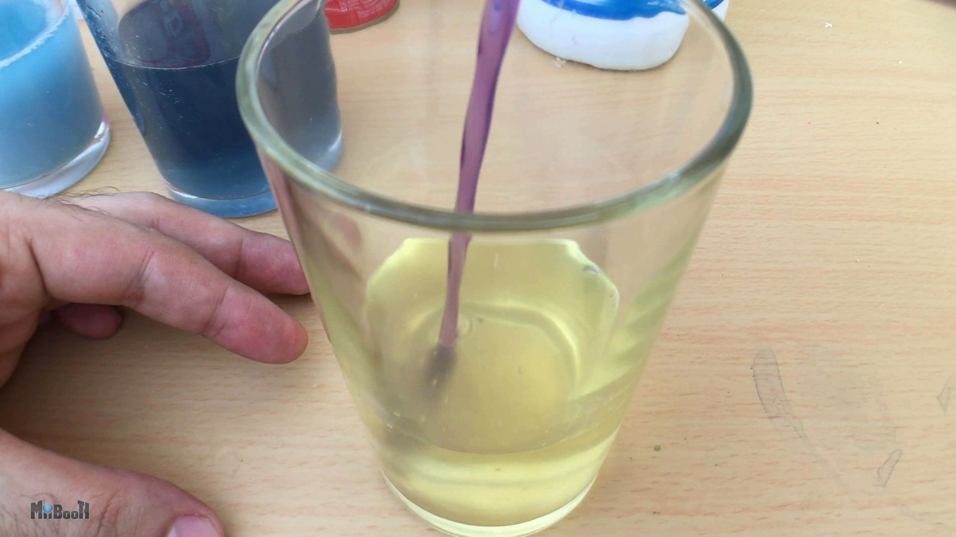 Acid/Base PH Indicator Experiment (Video) 3 Steps (with Pictures