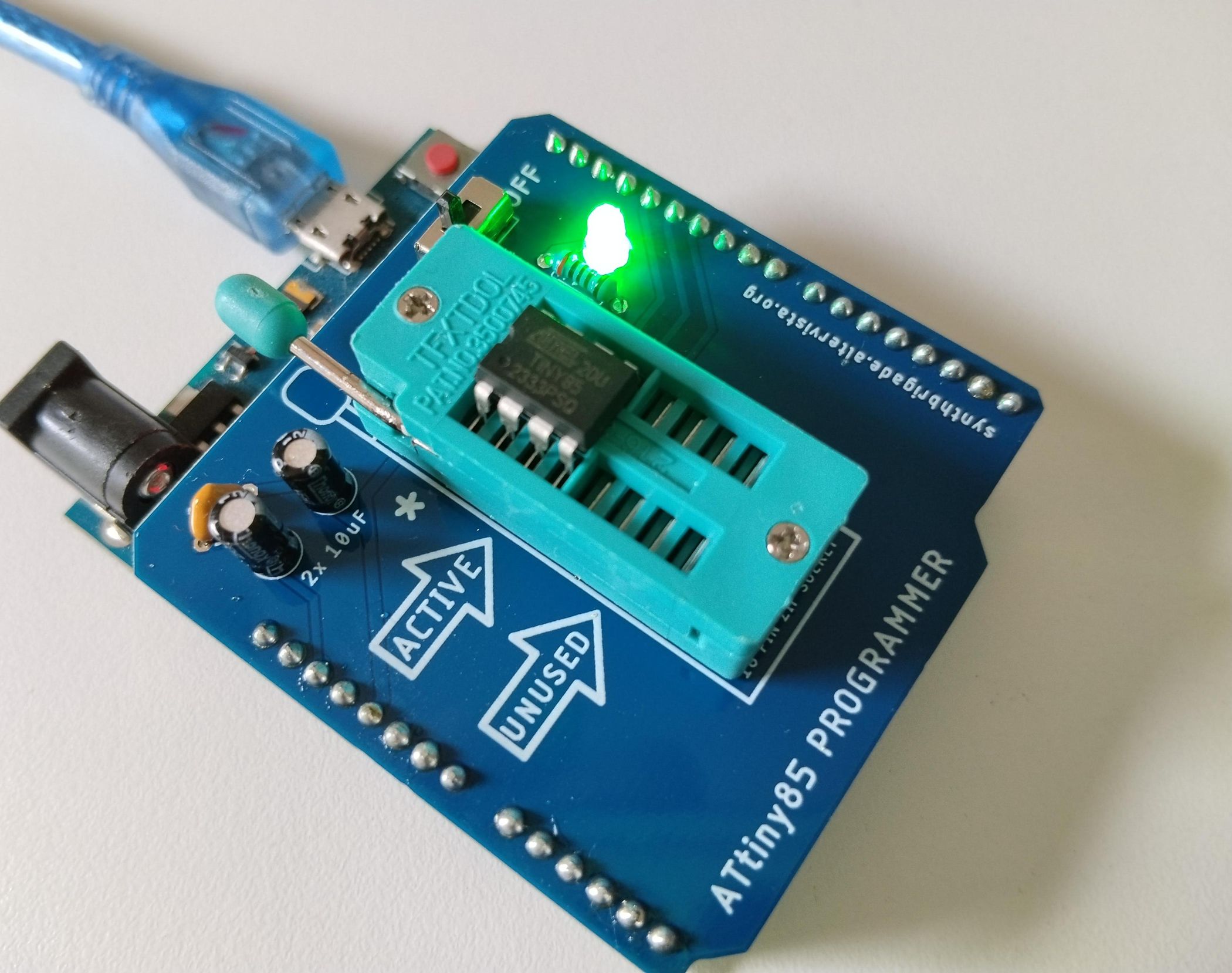 Another ATtiny85 Programmer (UNO Shield) : 3 Steps - Instructables
