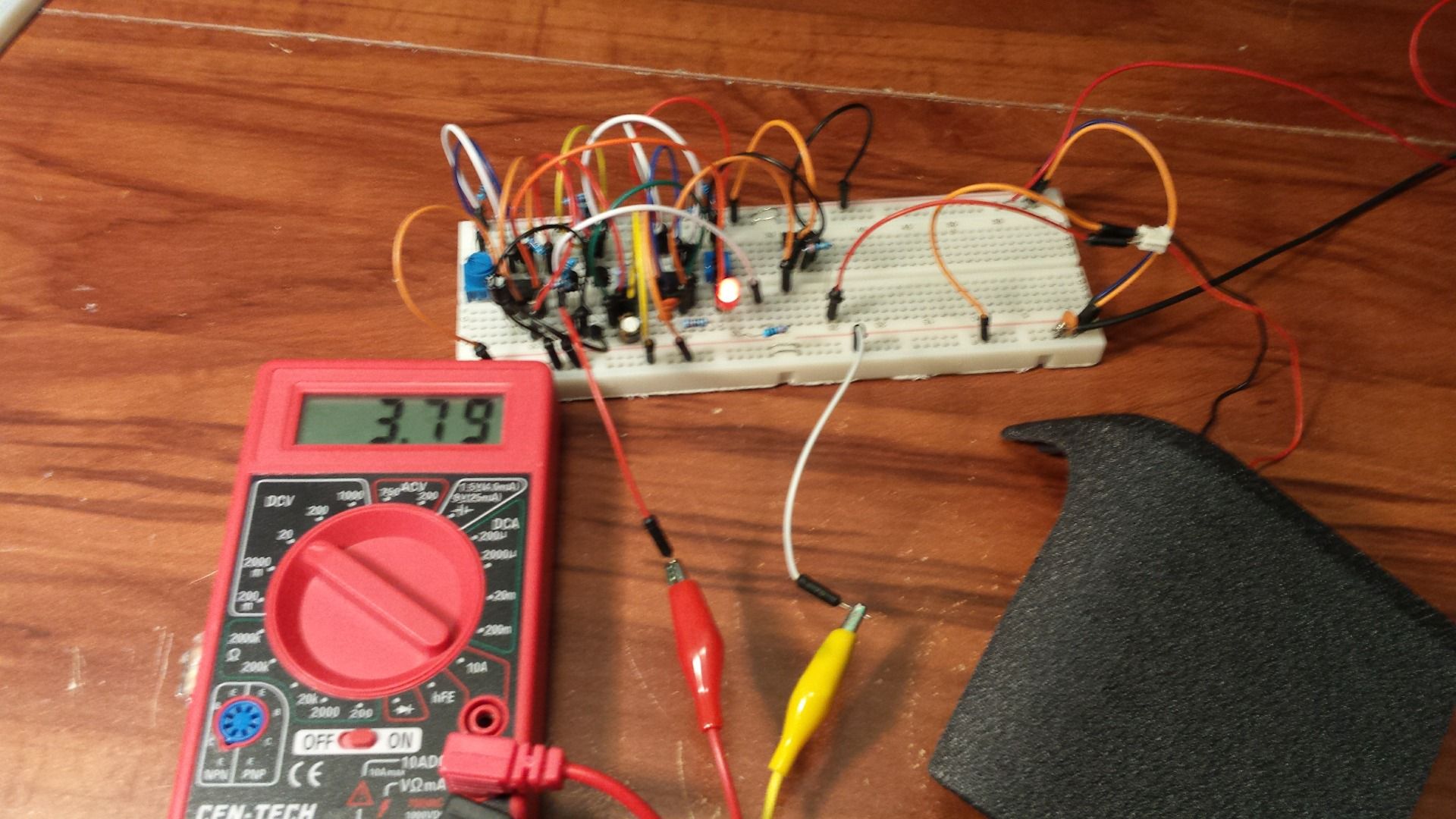 Star Trek Red Alert Sound Effect (using 555 Timers) 3 Steps (with Pictures) Instructables