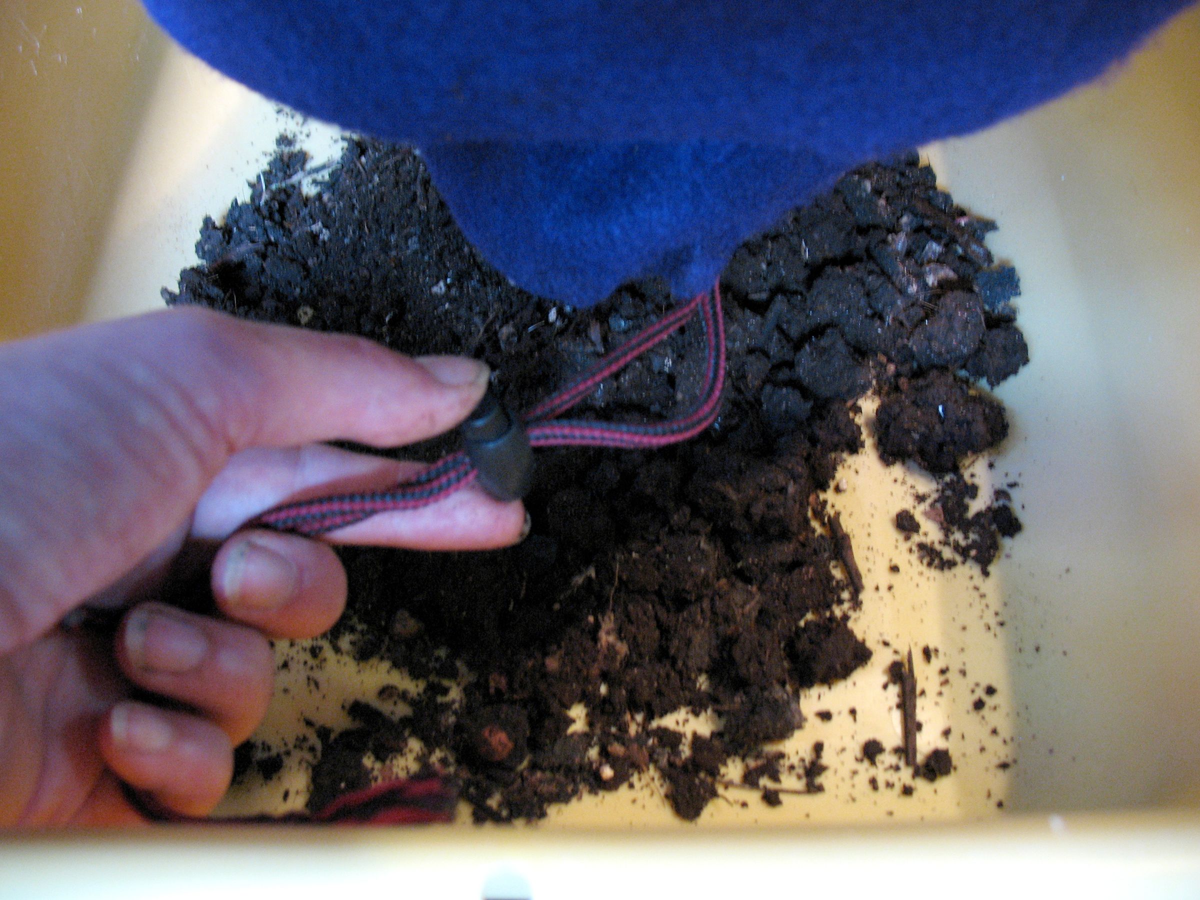 Worm Bin Bag for Indoor and Easy Separation of Worms