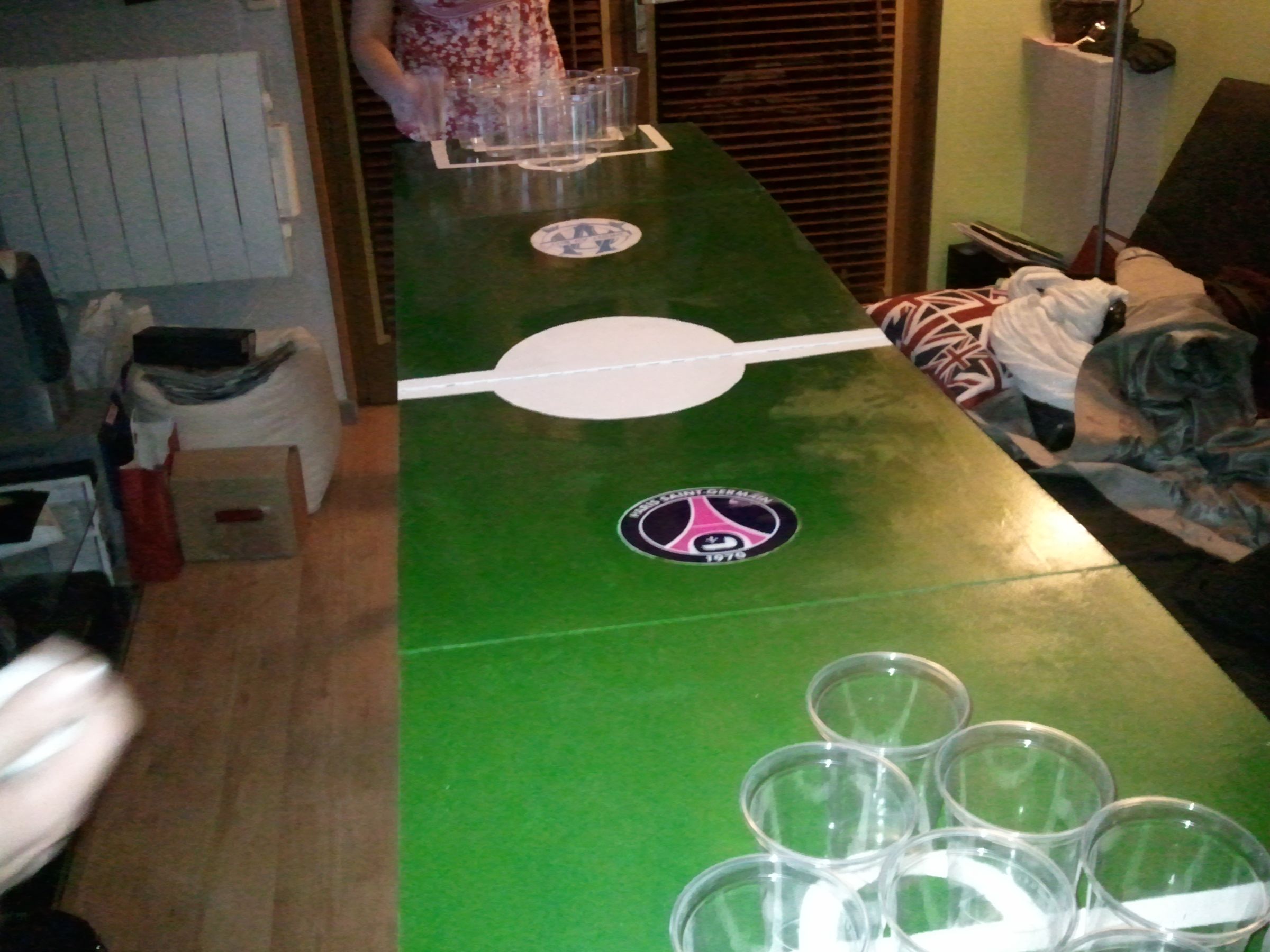 How to Build a Foldable Beer Pong Table !