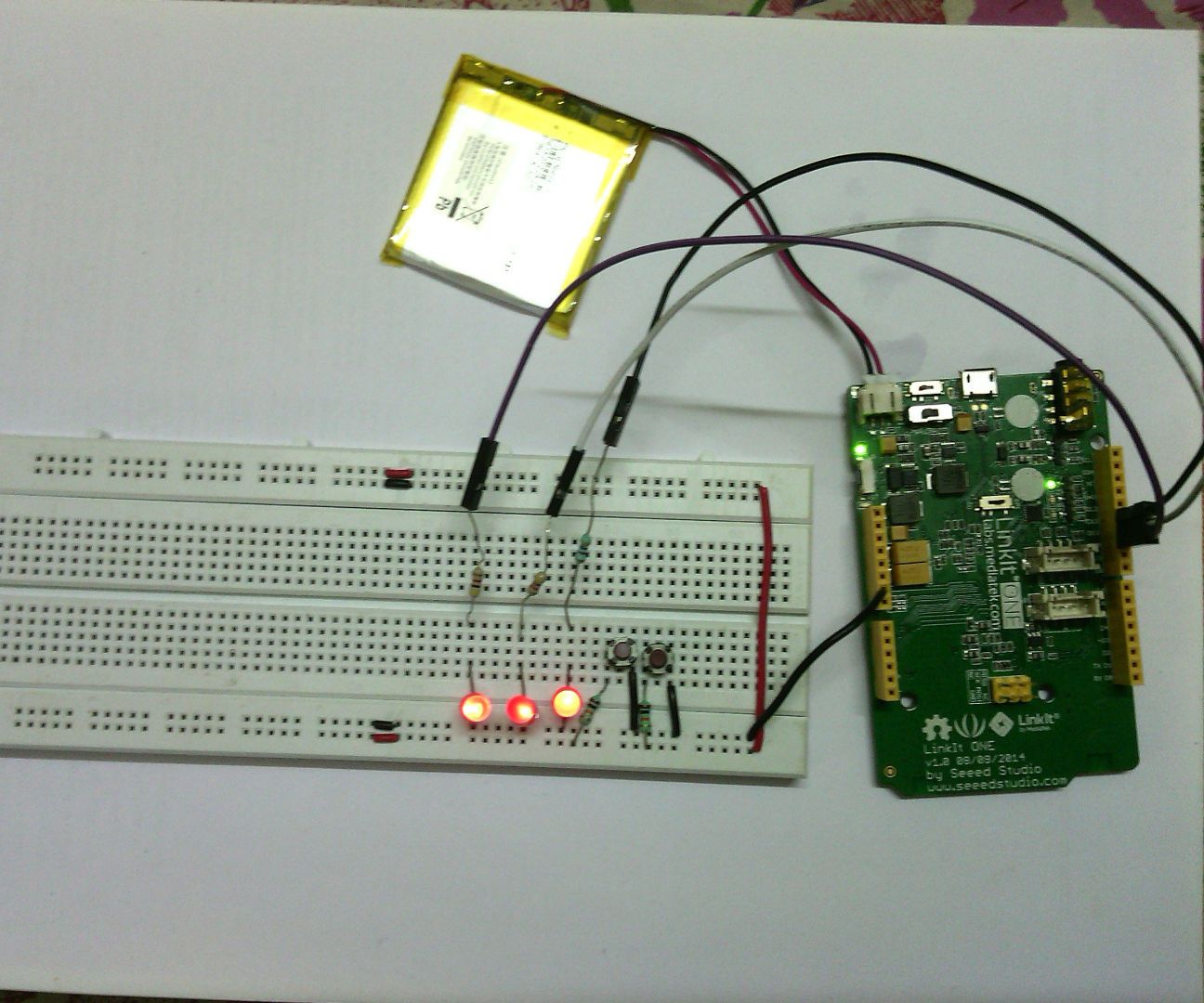 LinkIt One : Coolest Battery Indicator