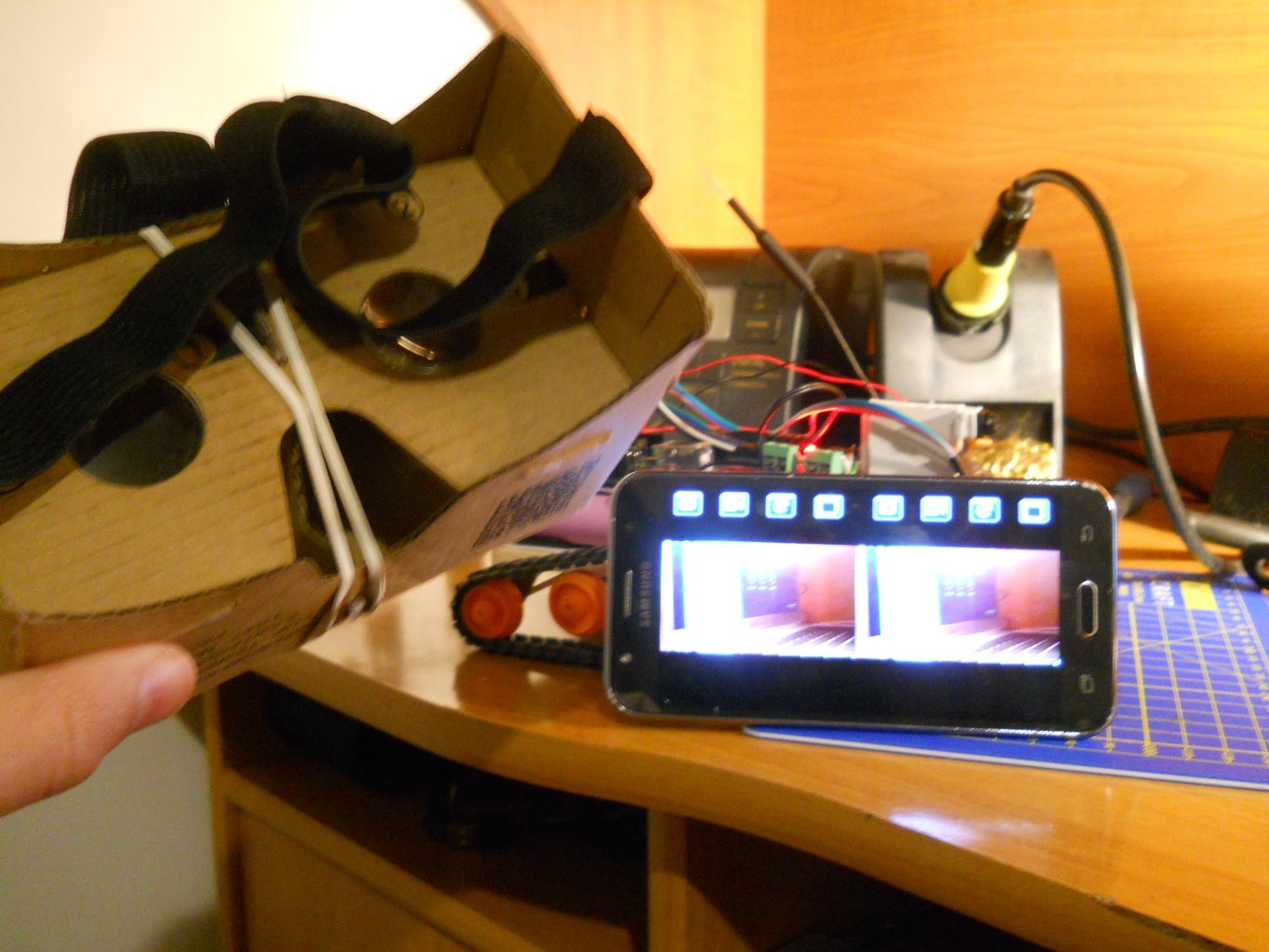 FPV Virtual Reality Arduino Controlled Tracked Robot : 17 Steps (with ...