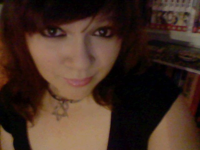 How to Cover Up Blemishes and Apply Makeup