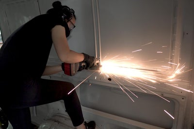 installer soi-même les baies projetables sur votre fourgons aménagés