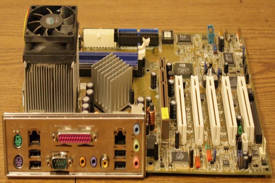 How to Build a Computer From Spare Parts : 12 Steps - Instructables