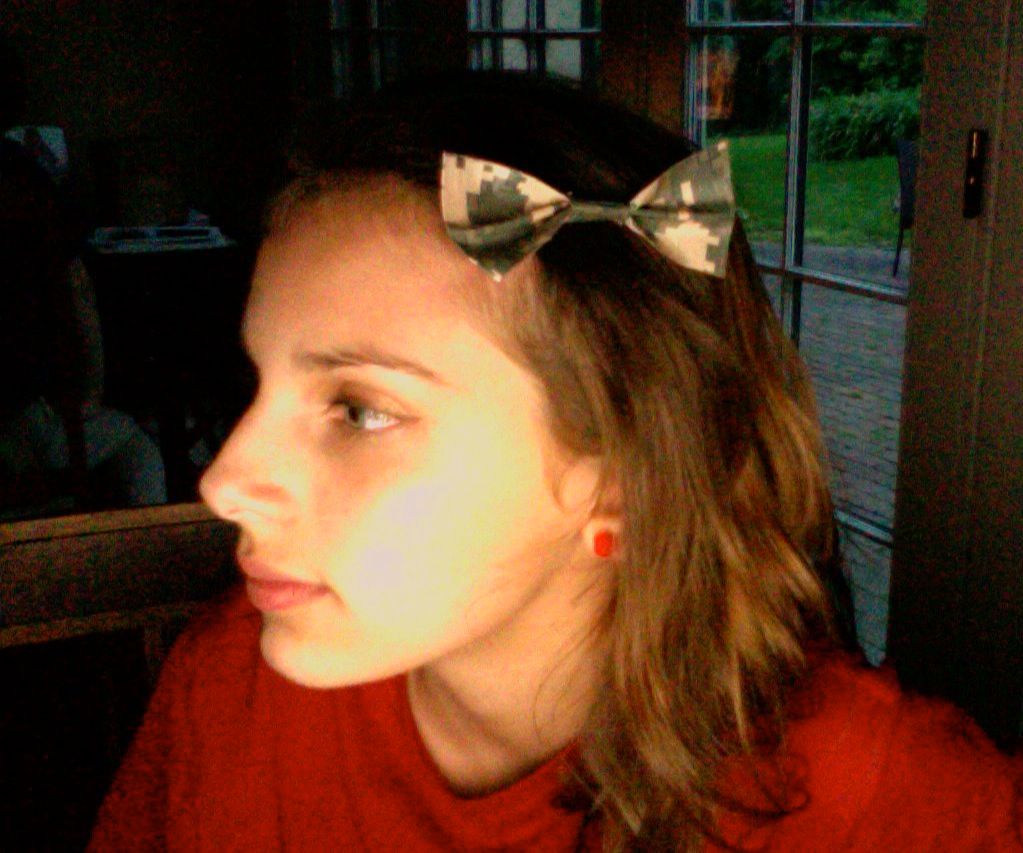 Duct-Tape Hair bow