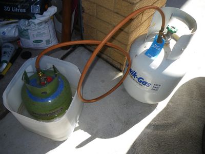 Transfer Propane From One Tank to Another the Slow Way