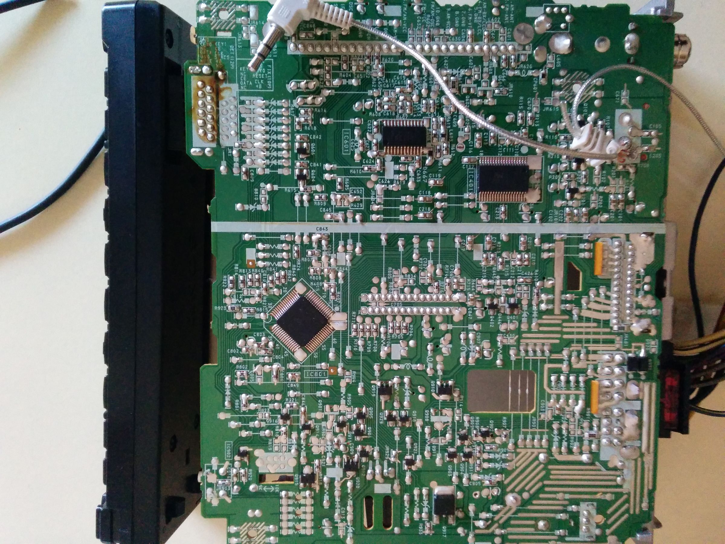 Recycling Old Car Radio Into an Audio Amplifier 9 Steps (with