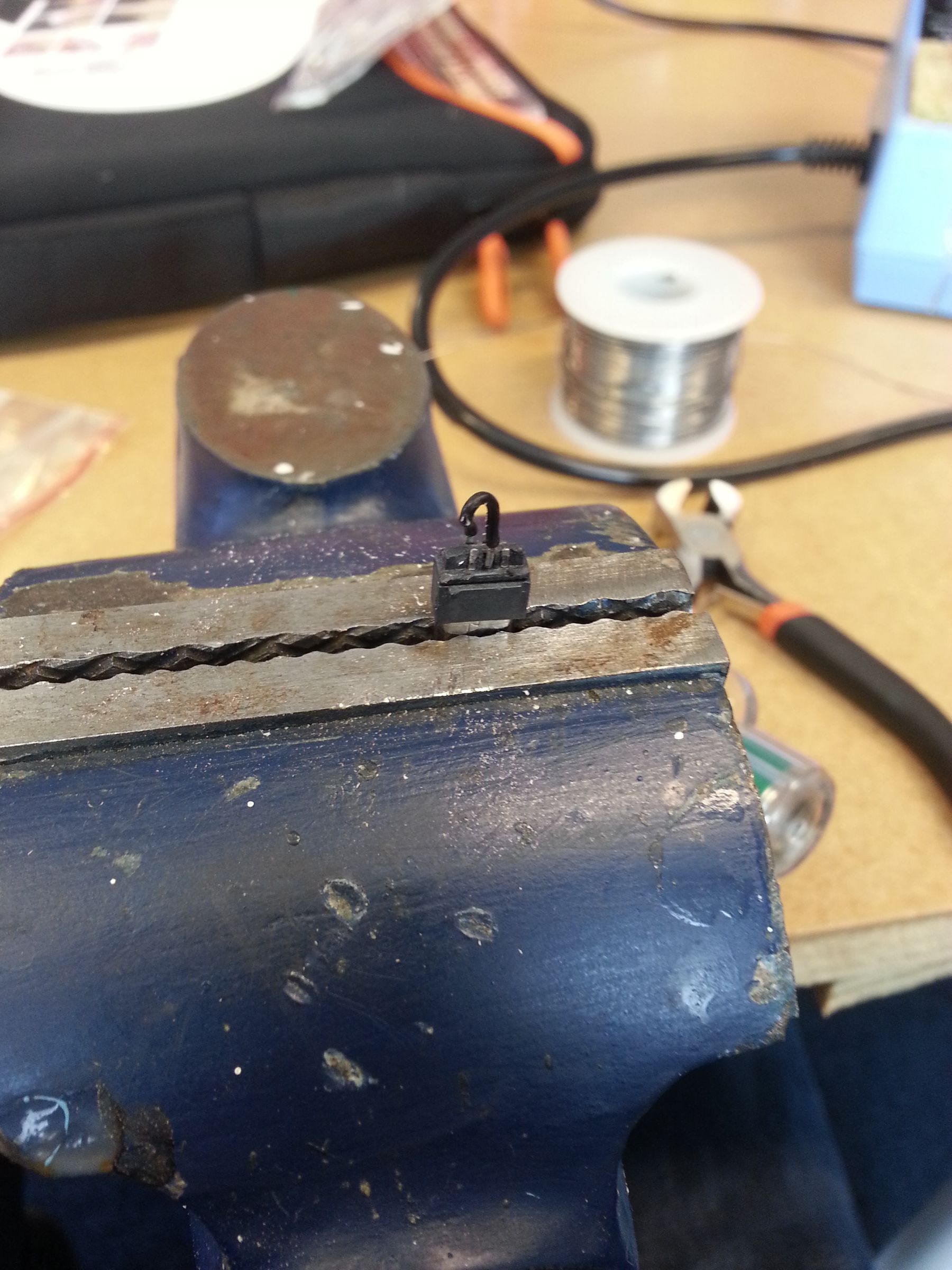Fixing a Micro USB Phone Charger With Sugru