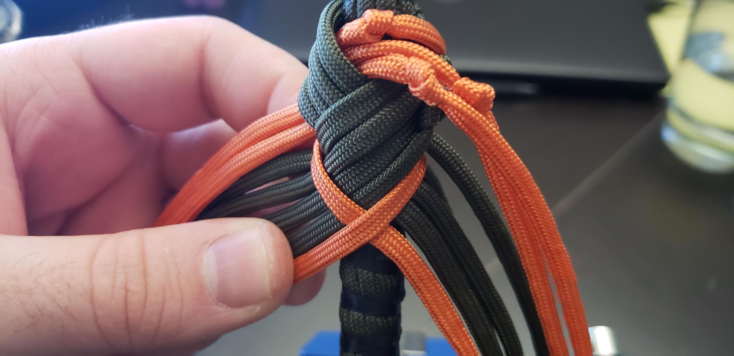 3 Tailed 24 Plait Paracord Bullwhip : 7 Steps - Instructables