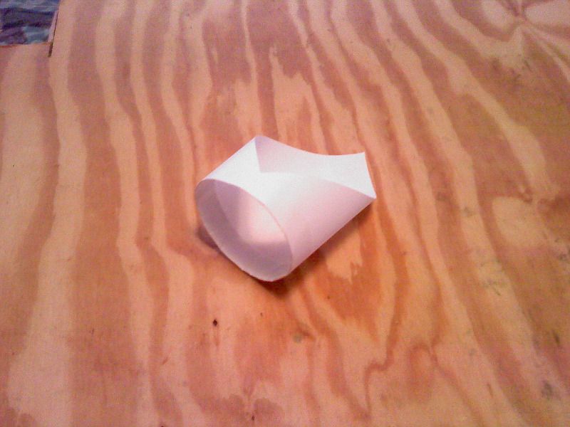 A Non-Spinning Circular Wing Paper Glider