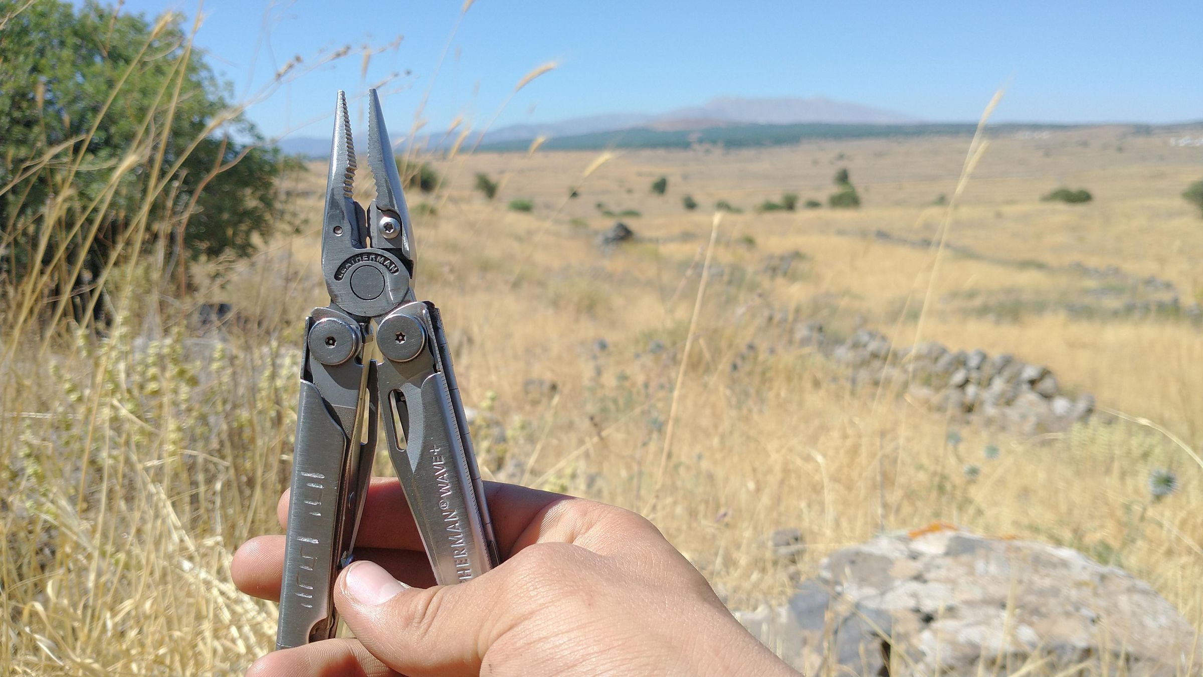 How to Break in a Leatherman Stuck Pliers, Loose Handles, Jammed Blades & More Tips 4 Steps