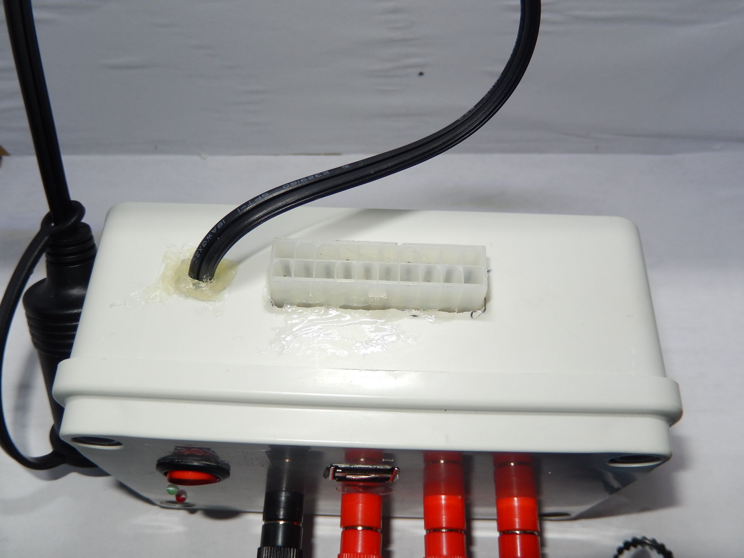 Small Powerful and Cheap Bench Power Supply : 6 Steps - Instructables