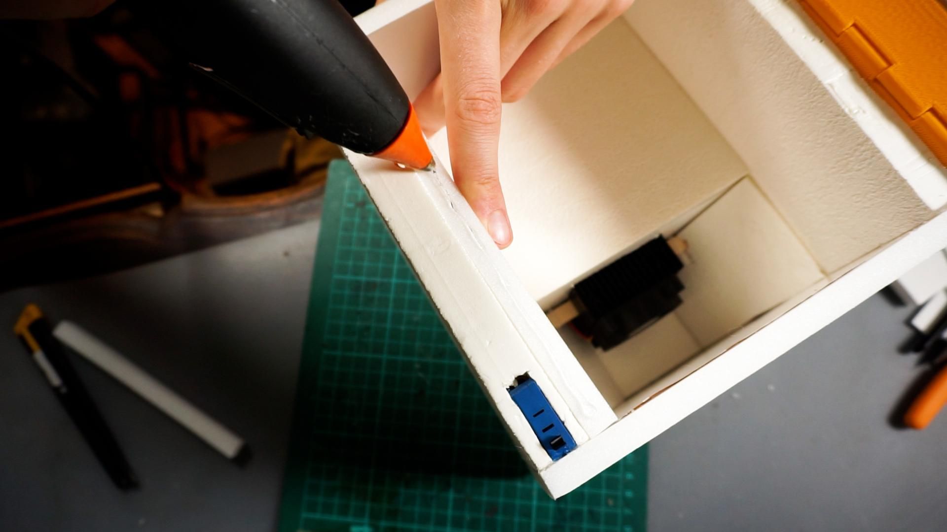 How to Make a Mini Fridge 19 Steps (with Pictures) Instructables