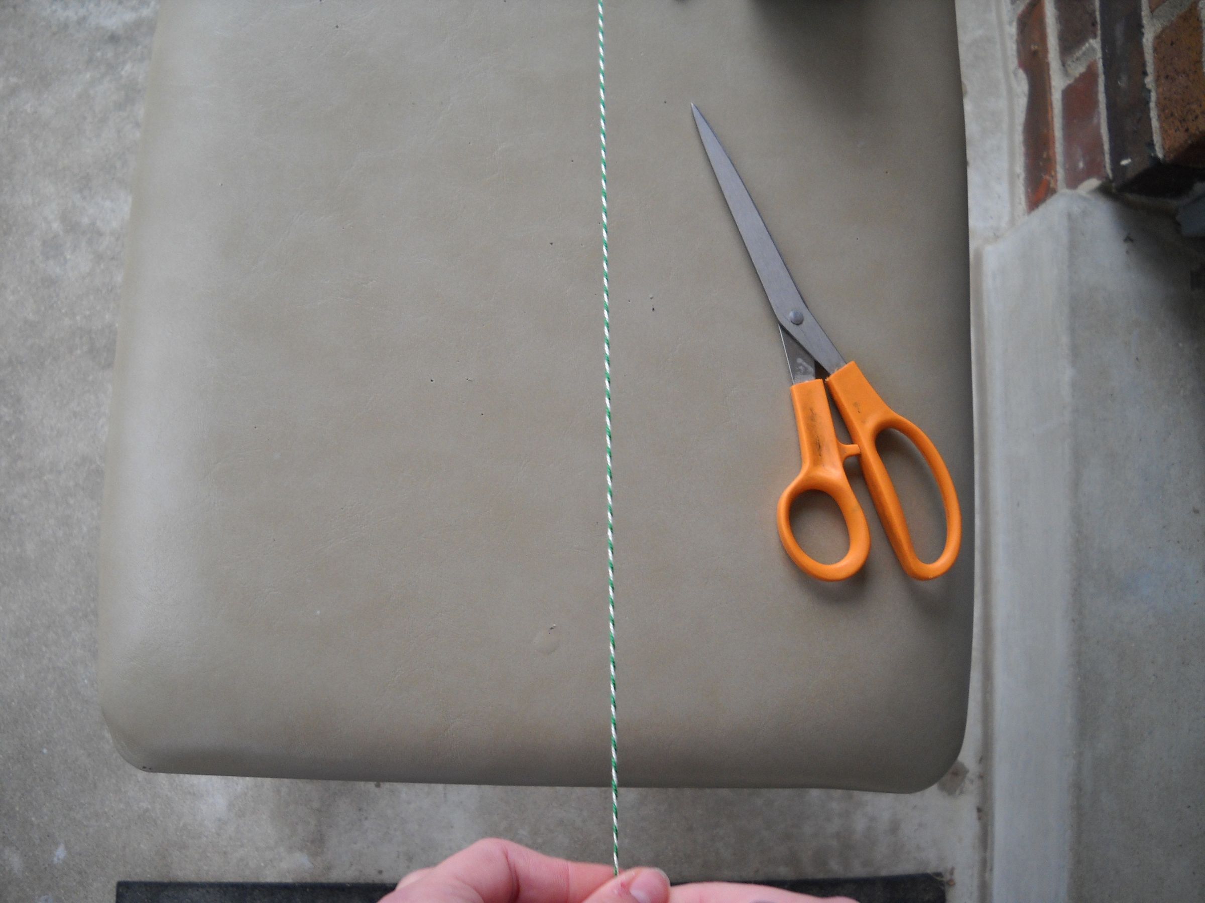 How to Make a Simple String Bookmark 5 Steps Instructables
