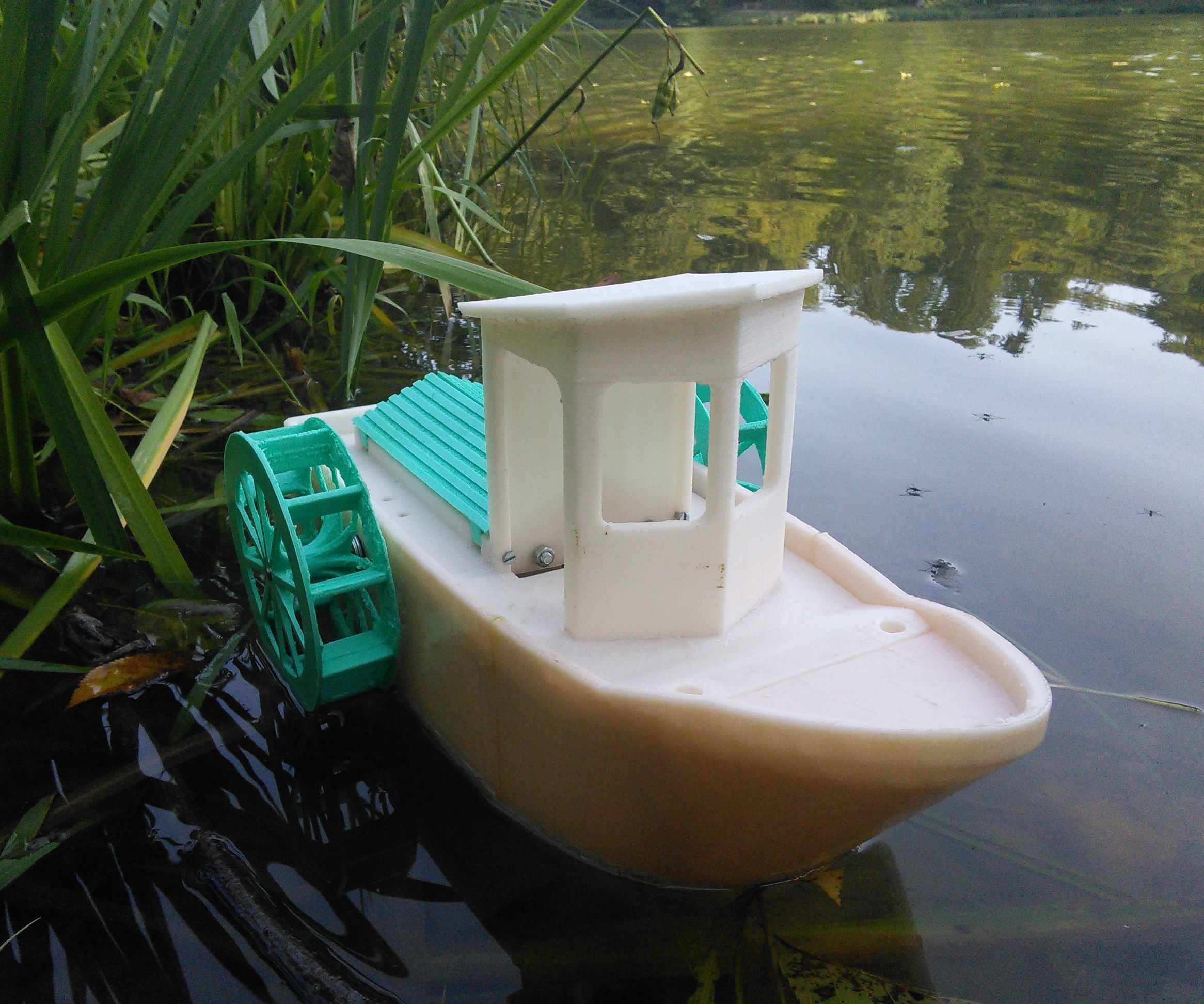 BT Paddle Boat