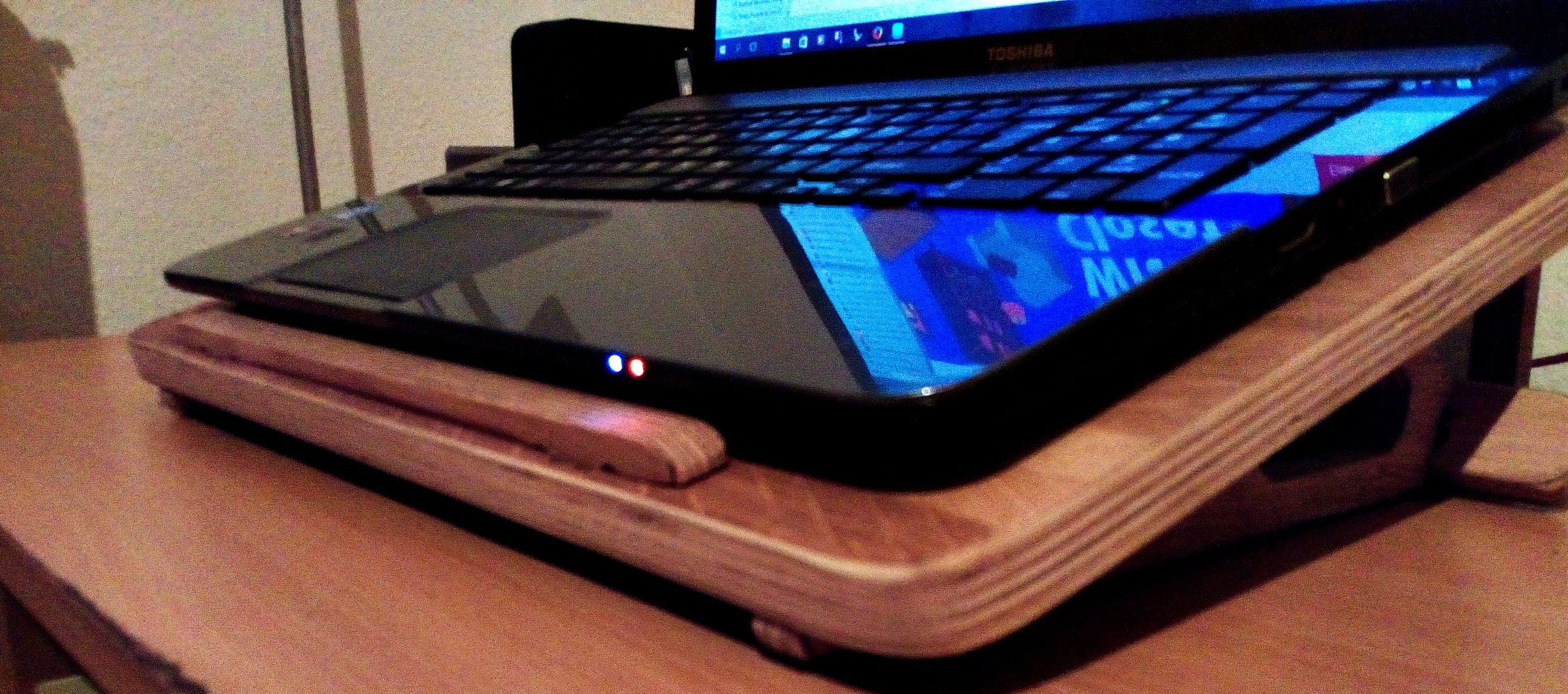 Plywood Laptop Stand 4 Steps Instructables
