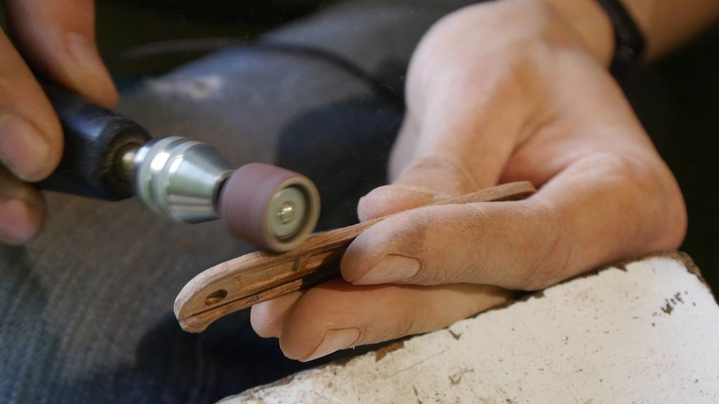 Picture of Hand Shaping