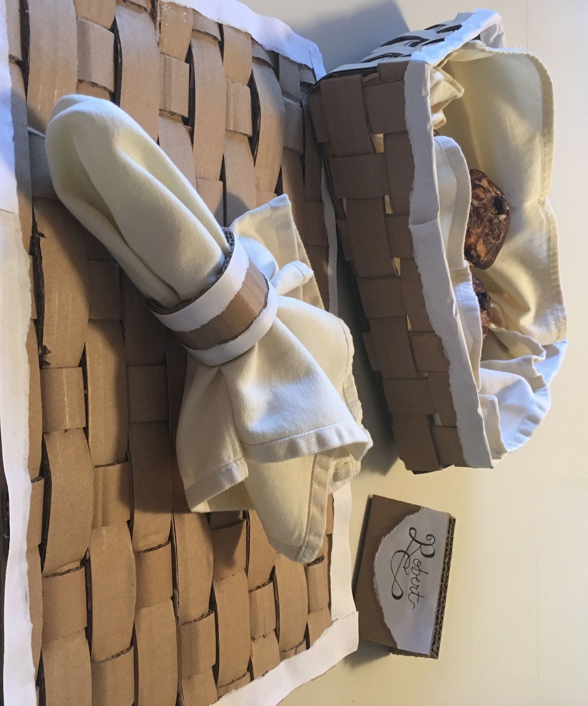 Easy Tabletop Accessories