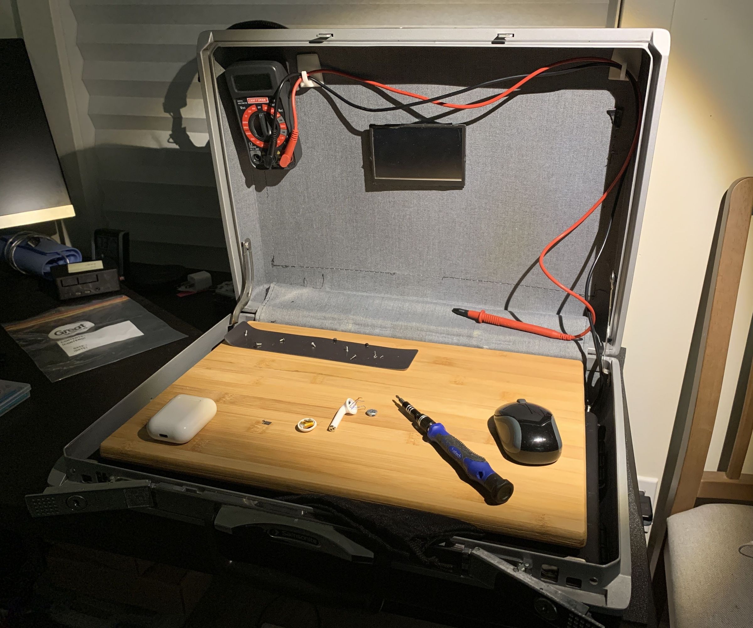 Portable Electronic Workbench