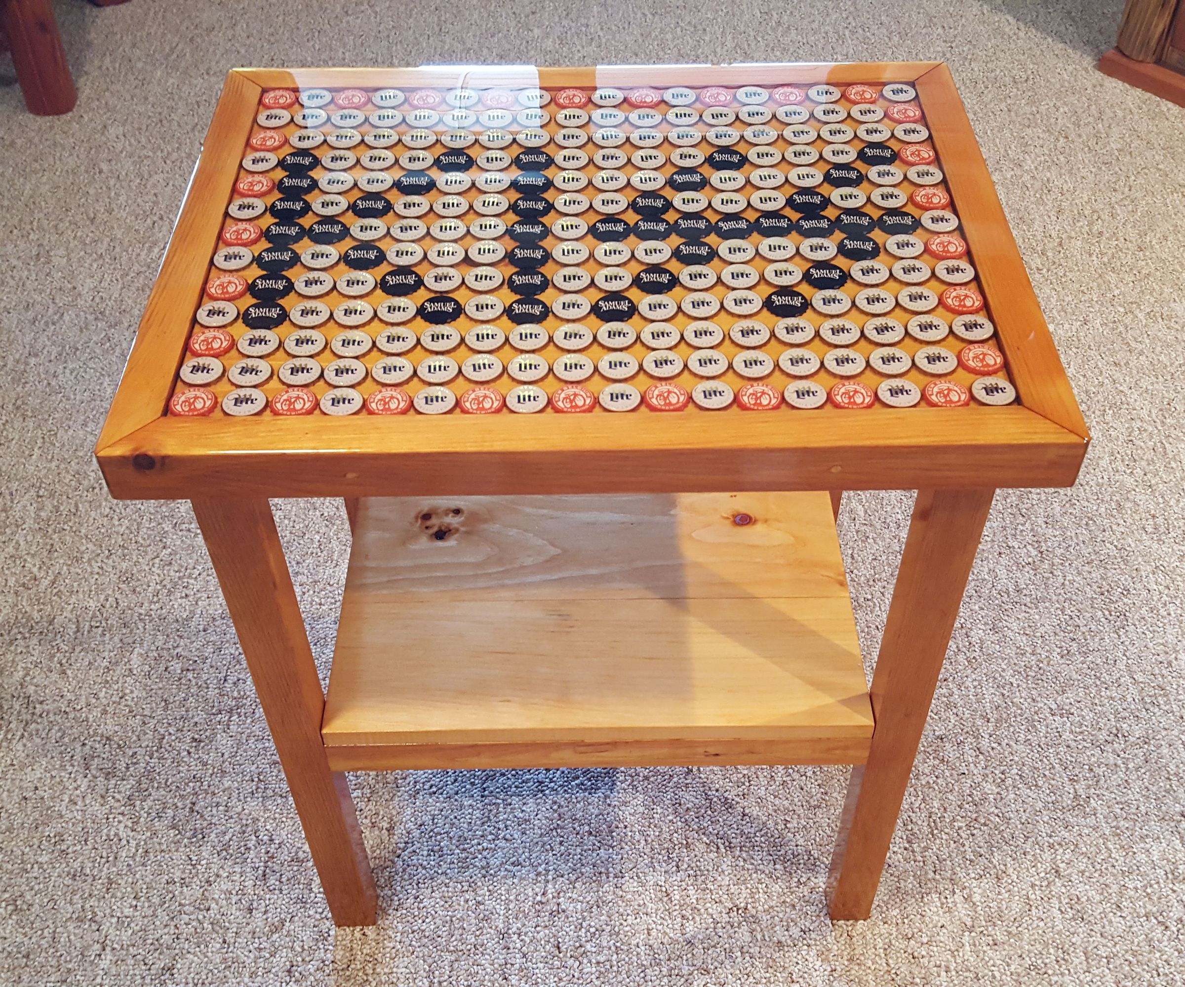 KISS Resin Bottle Cap End Table