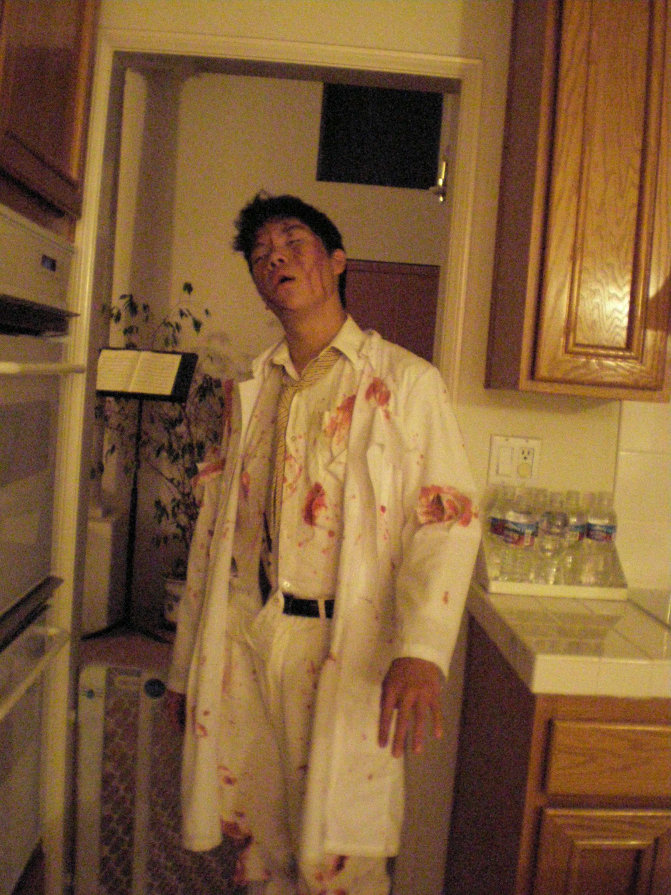 Zombie Costume in 90 Minutes