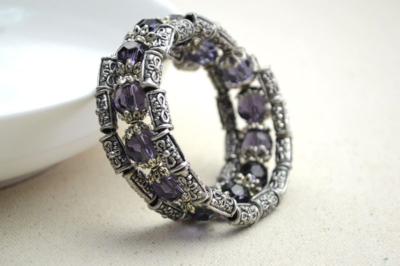 Create Your Own Bracelets in 10 Minutes